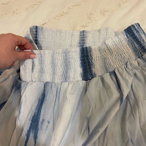 NWT Blue and white tie dye 3x stretchy tiered maxi skirt Elastic waist - Picture 6 of 7